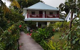 Lucy'S Guesthouse